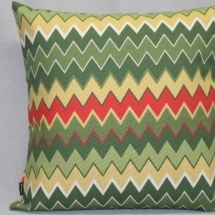 <br />
<b>Notice</b>:  Undefined variable: categoria in <b>/home/ambcom022016/public_html/loja/produtos-lv3.php</b> on line <b>23</b><br />
